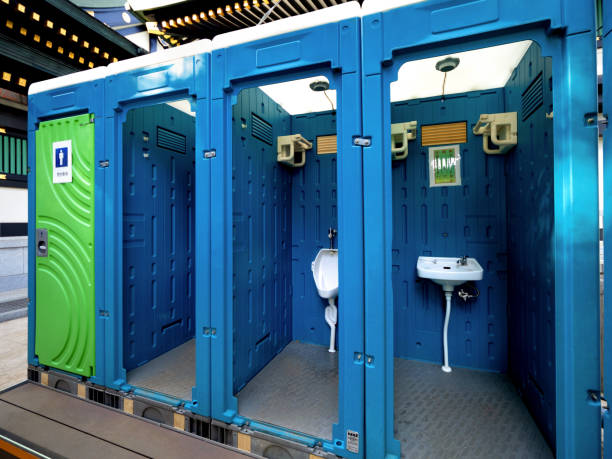 Best Portable toilet rental cost  in Brooklyn Park, MN
